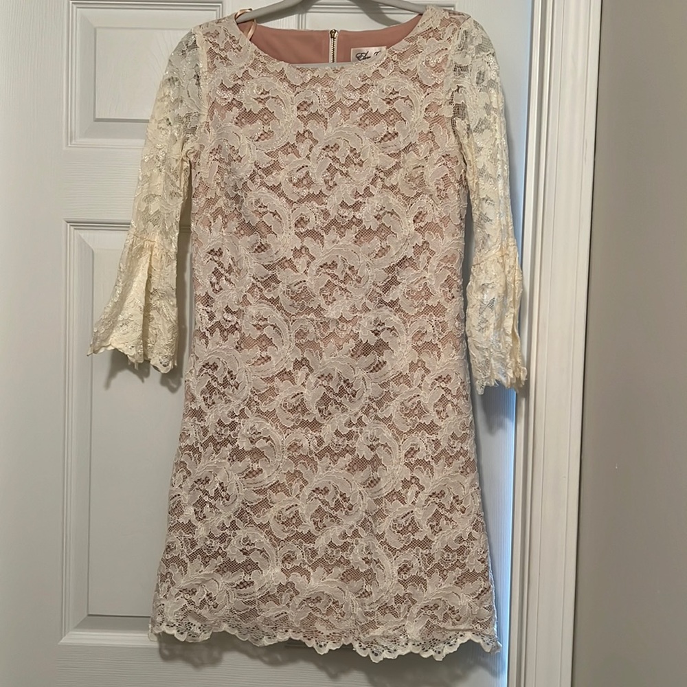 White lace dress